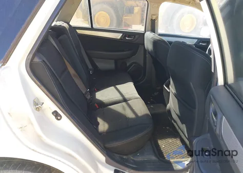 2015 Subaru Outback 2.5I Premium z USA, uszkodzony, nr VIN 4S4BSACC7F3260865